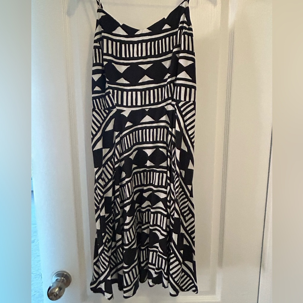 Black and White Geometric Dress